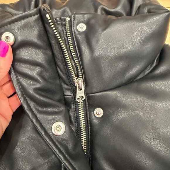 Abercrombie & Fitch A&F Ultra Collection Vegan Leather Black Puffer Jacket S - Picture 3 of 8